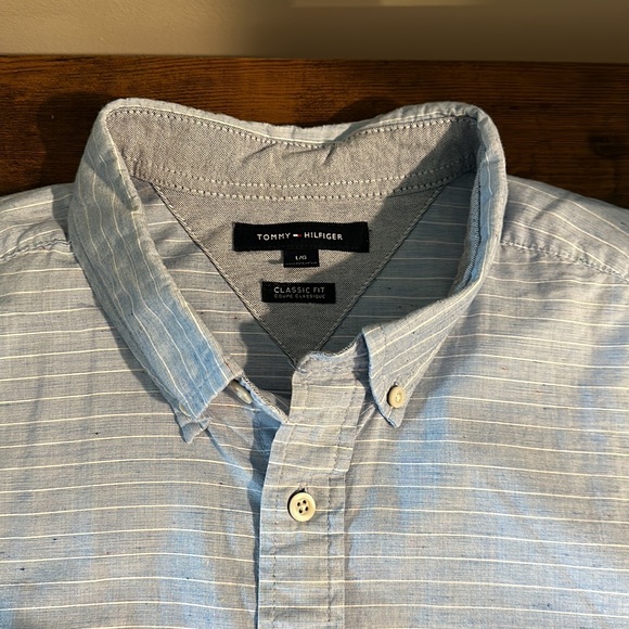 Tommy Hilfiger Men’s button up - Picture 5 of 5